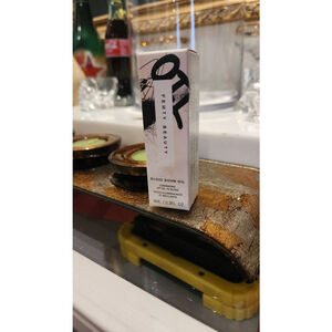 Fenty Beauty Gloss Bomb Lip Oil